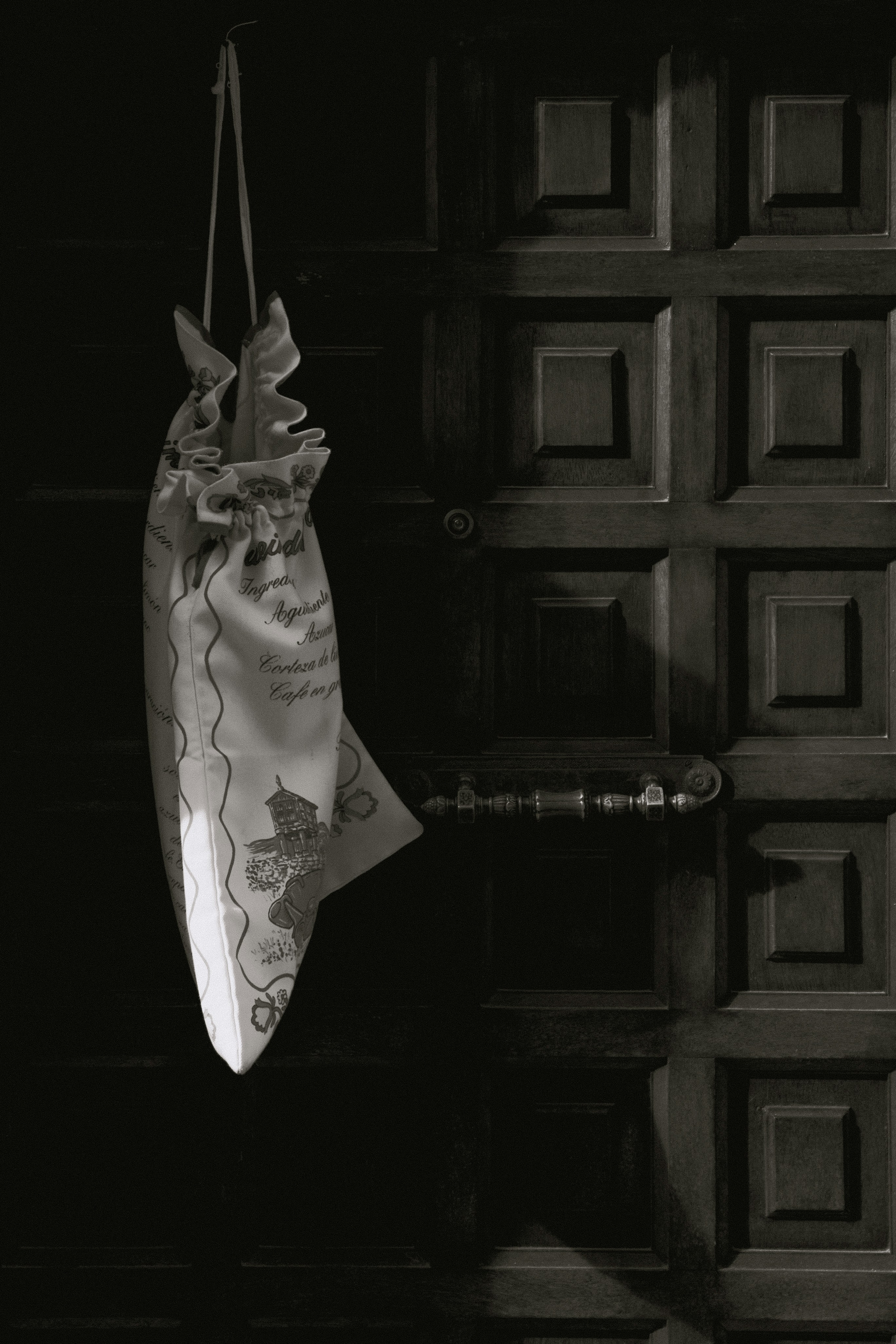 a black and white photo of an umbrella